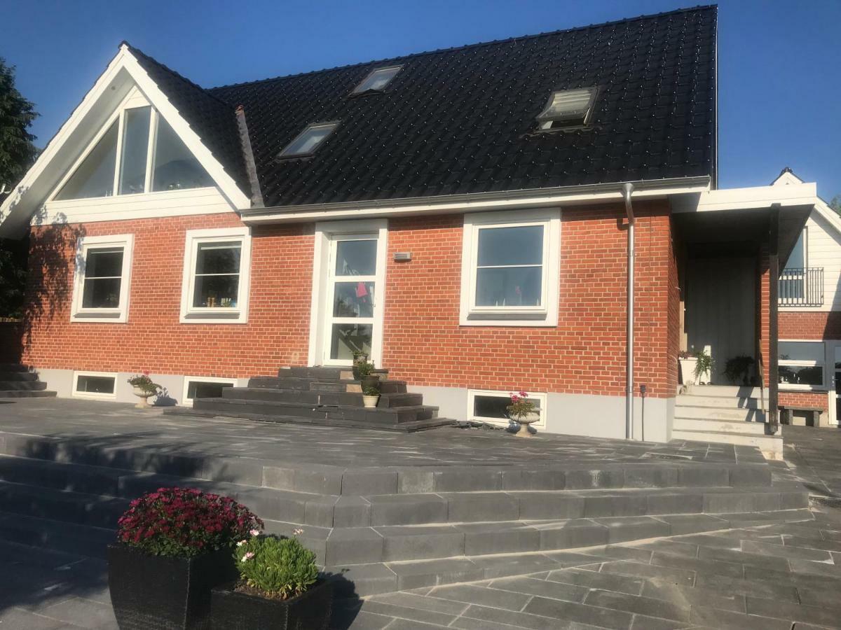 Sohuset Apartment Вибор Екстериор снимка
